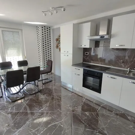 Modern Ana Apartment Rovinj