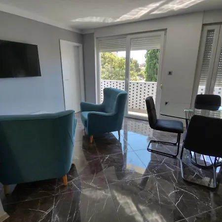 Apartman Modern Ana