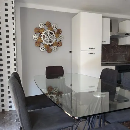 Modern Ana Apartman Rovinj